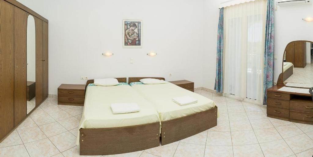 Anna'S Studios & Apartments Zakynthos Town Exterior foto
